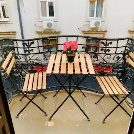 Apartamento Fancy Old Town Bucarest